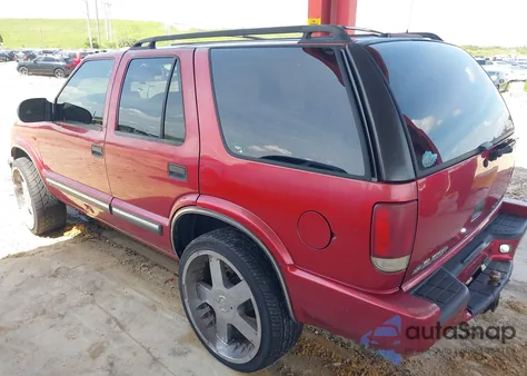 2000 Chevrolet Blazer Lt from USA, damaged, VIN 1GNDT13W9Y2351155